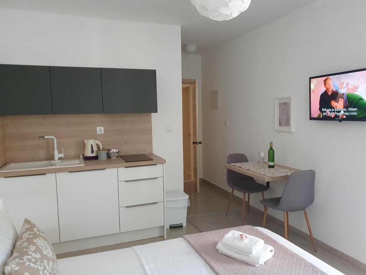 Apartmani Eterovic Baška Voda Exterior foto