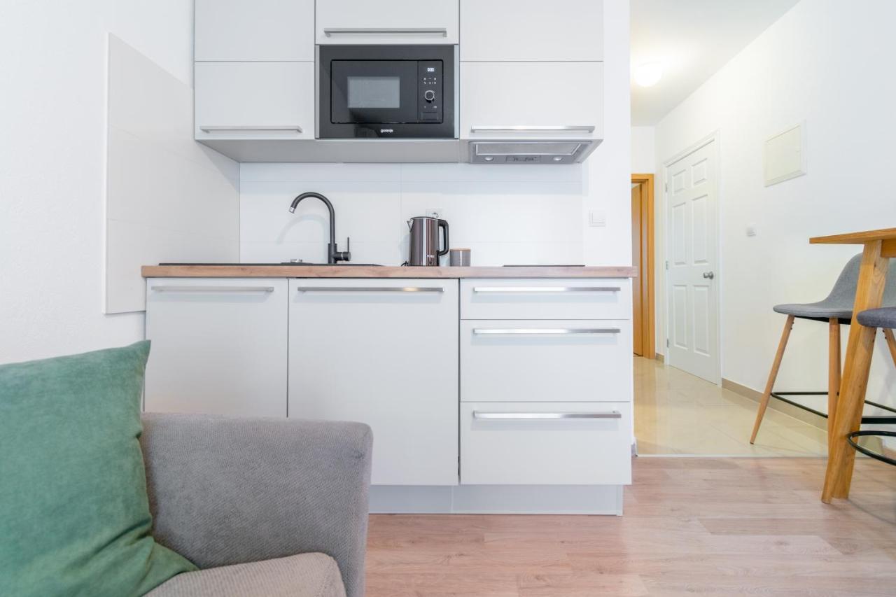 Apartmani Eterovic Baška Voda Exterior foto